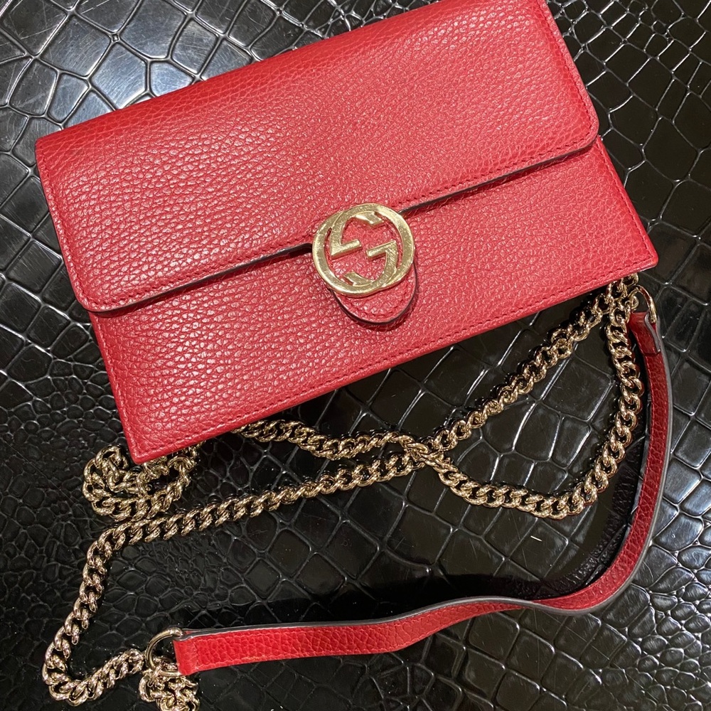 Gucci cross body bag